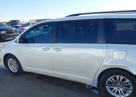 2015 Toyota Sienna Xle Premium 8 Passenger from USA, damaged, VIN 5TDYK3DC3FS682820